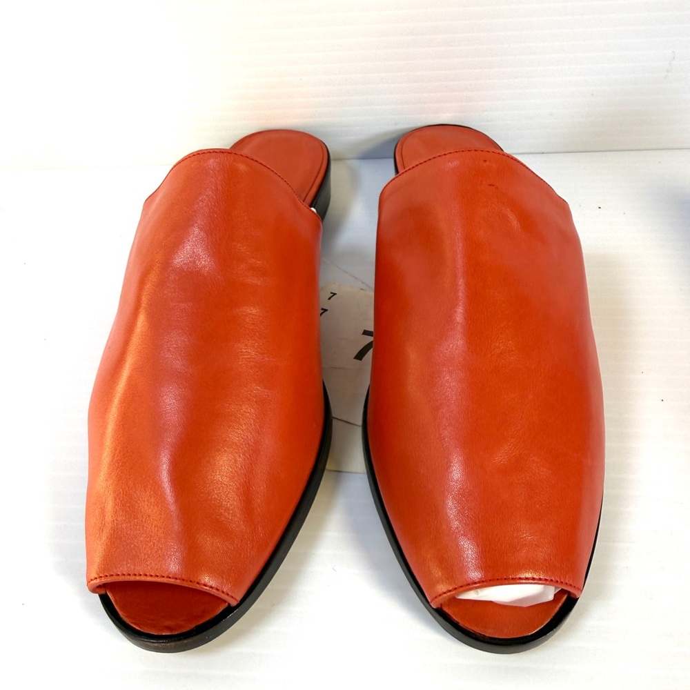 Barneys New York Red Leather Slide Mules - Picture 2 of 10